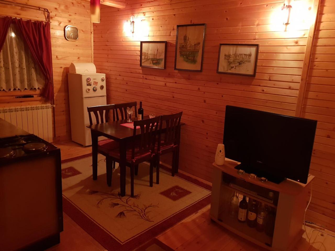 Guest House Anka Žabljak Exteriör bild