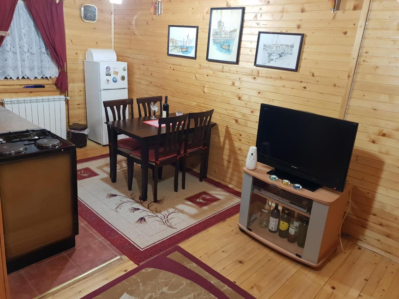 Guest House Anka Žabljak Exteriör bild